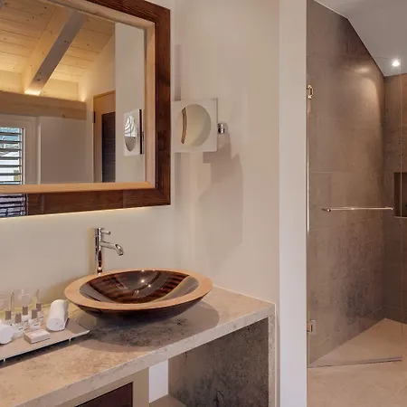 Ξενοδοχείο Alte Post 4*