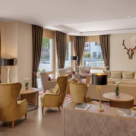 Ξενοδοχείο Alte Post 4*