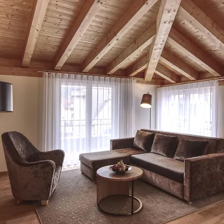 Ξενοδοχείο Alte Post 4*