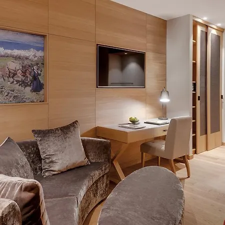 Hotel Alte Post 4*